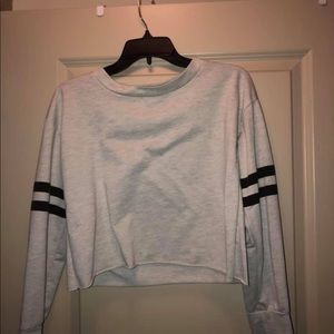 Long sleeve striped crop